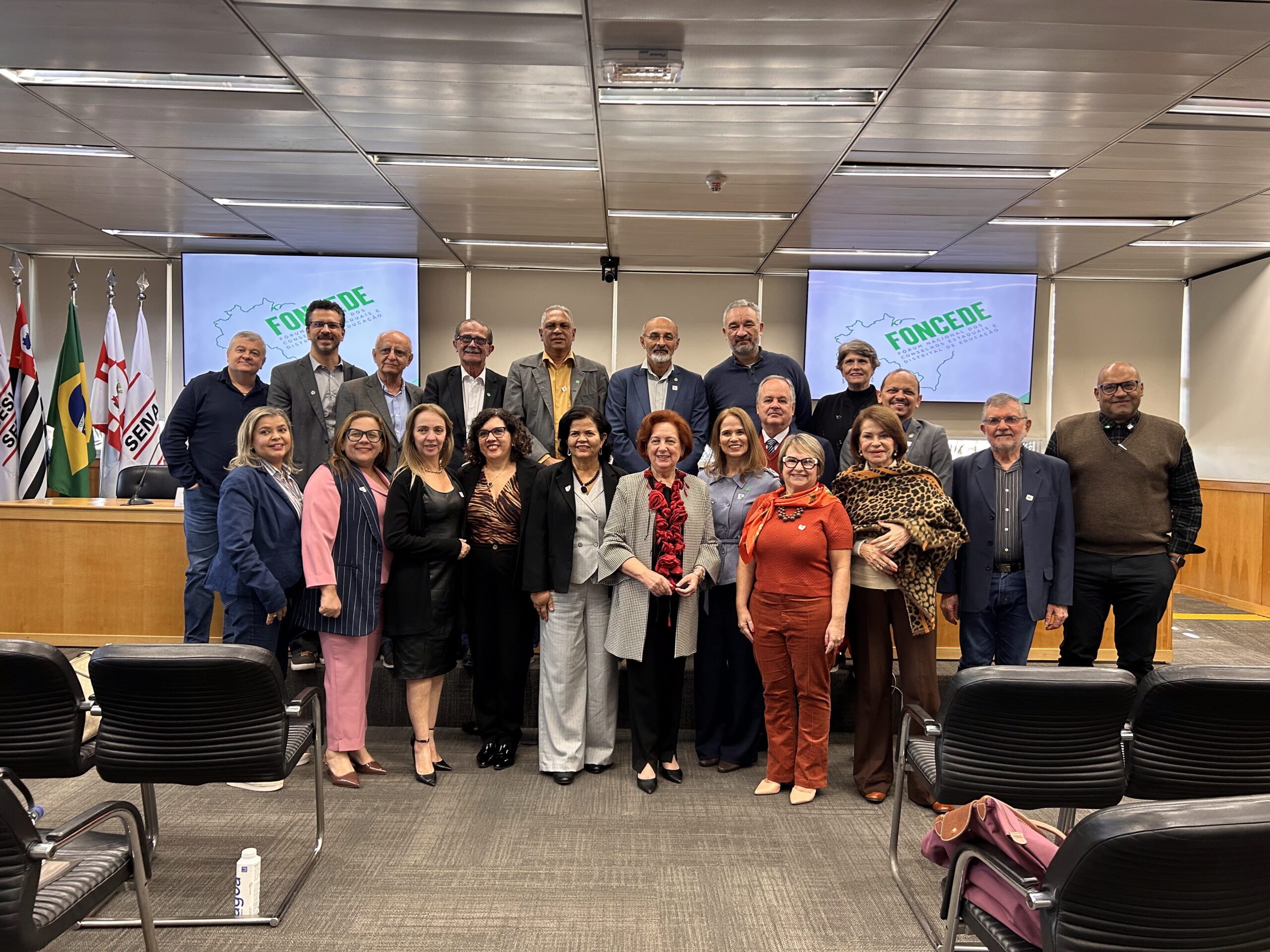 Reuniões do FONCEDE e CODISE discutem avanços e desafios na educação brasileira